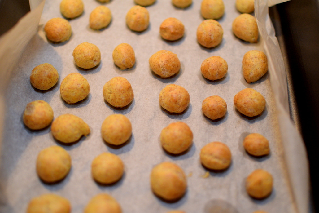 Pełnoziarnisty groszek ptysiowy