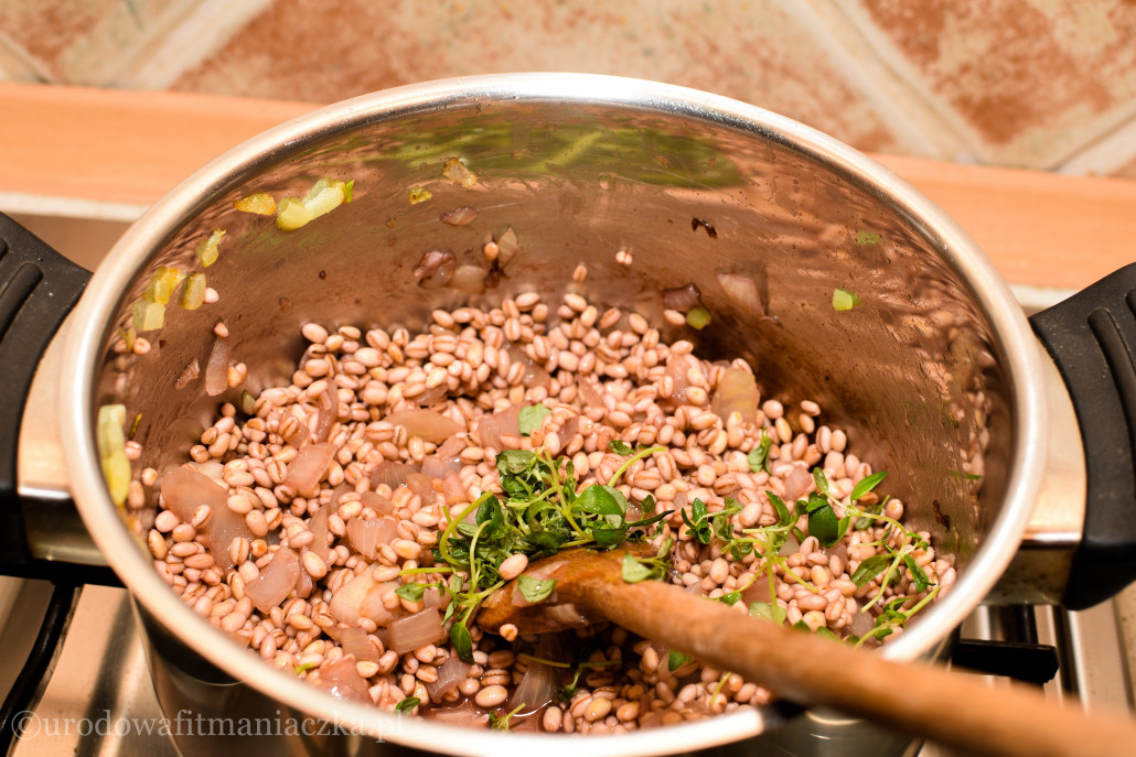 Dietetyczne kaszotto pomidorowe