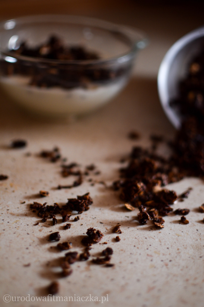 Granola homemade, czyli kakaowo-bakaliowe śniadanie :)))