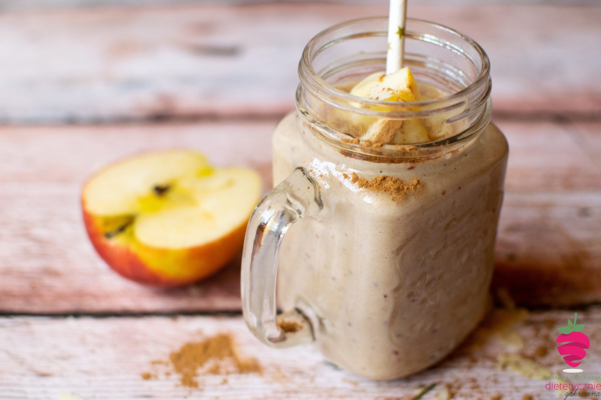 fit szarlotka, koktajl o smaku szarlotki, dietetyczny, na diecie