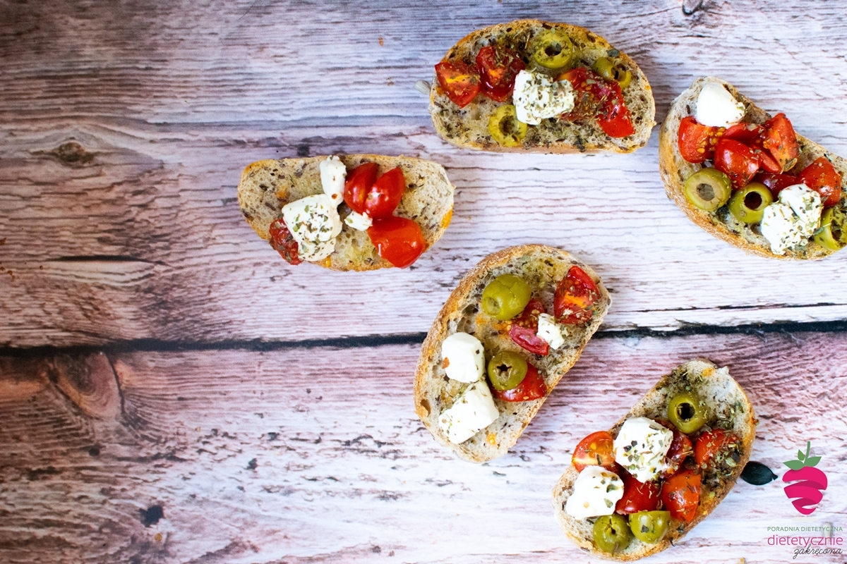 dietetyczne-tosty-grzanki-z-fetą-greckie-dietetyk-insulinooporność