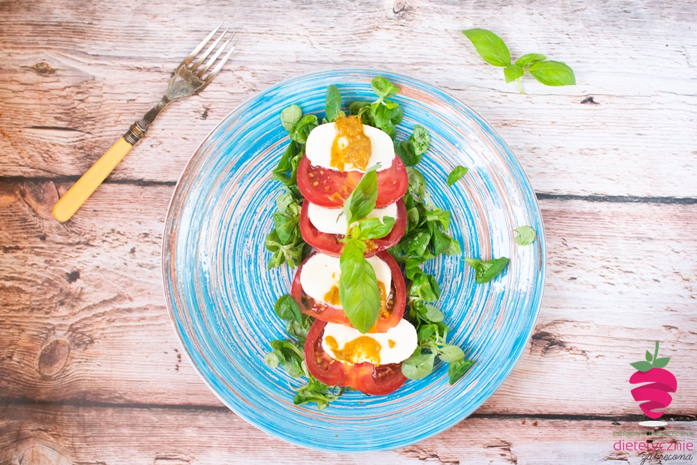 sałatka-caprese-na-diecie-letnia-dieta-skuteczna