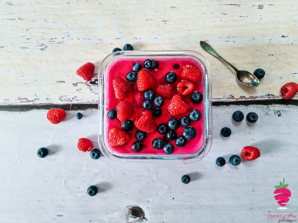 fit-serniczek-na-diecie-bez-pieczenia-odchudzanie-fit-deser-szybka-dieta