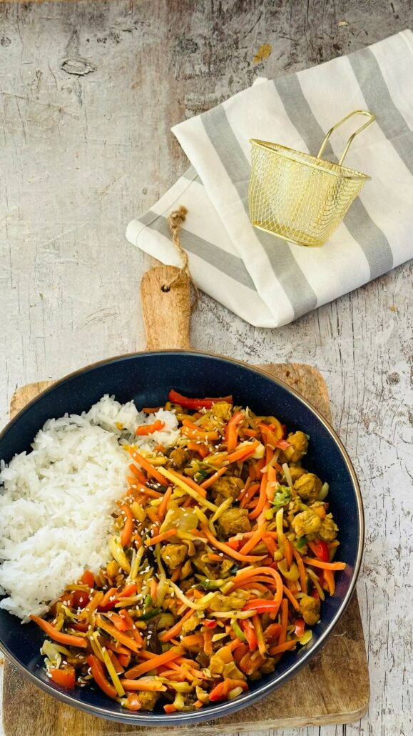 Indyk po chińsku z ryżem Dietetycznie Zakręcona Paula Jamróz