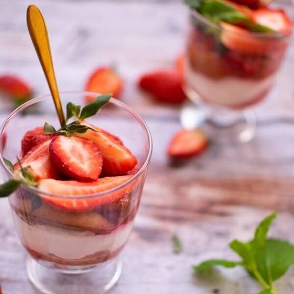 fit-truskawkowe-tiramisu-dietetyczne-na-diecie-ze-skyru-niskokaloryczne-dla-insulinoopornych-dietetyk-tychy-p7idbnkwzzhjmhlzb5ck62h08ivsirazbjo7vj5sa8