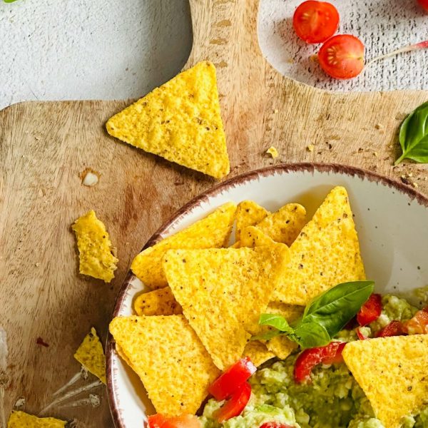Dieta dla zabieganych Guacamole z nachosami Dietetycznie Zakręcona Paula Jamróz
